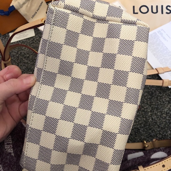 Louis Vuitton Sperone BB - Picture 6 of 16